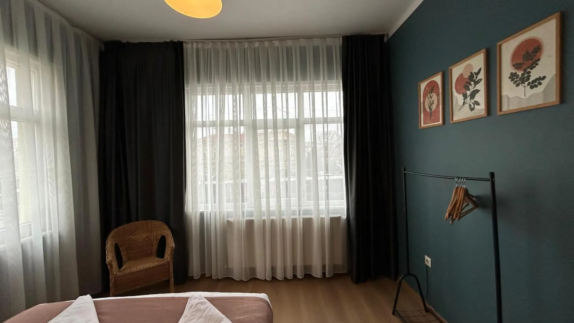 Waterfront Villa By The Tram - Private Terrace With Dome & Golden Horn View In Fatih Istanbul Holiday home