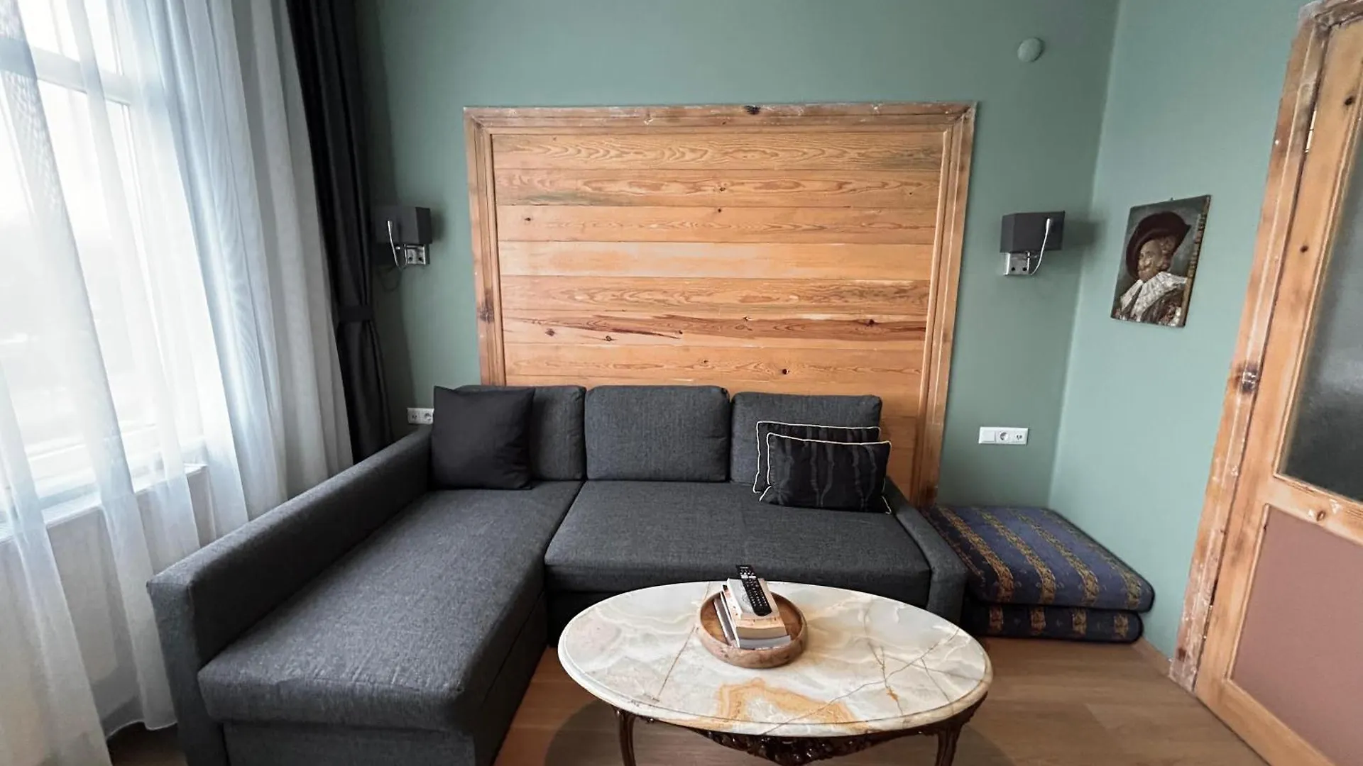 Waterfront Villa By The Tram - Private Terrace With Dome & Golden Horn View In Fatih Stambuł Dom wakacyjny