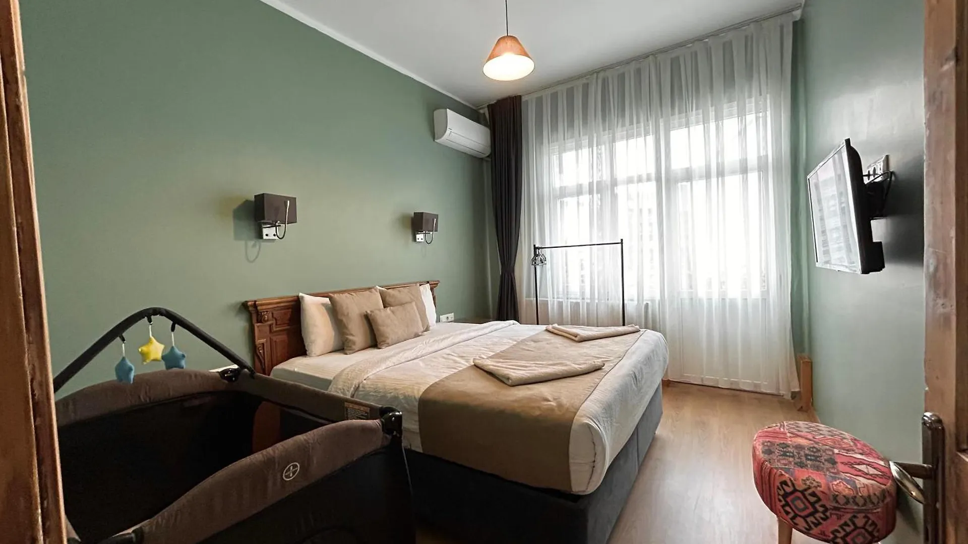 Holiday home Waterfront Villa By The Tram - Private Terrace With Dome & Golden Horn View In Fatih Istanbul