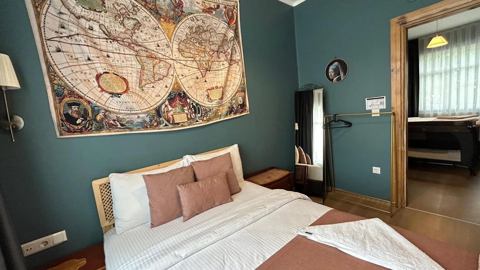 Waterfront Villa By The Tram - Private Terrace With Dome & Golden Horn View In Fatih Istanbul 0*,  Turkey
