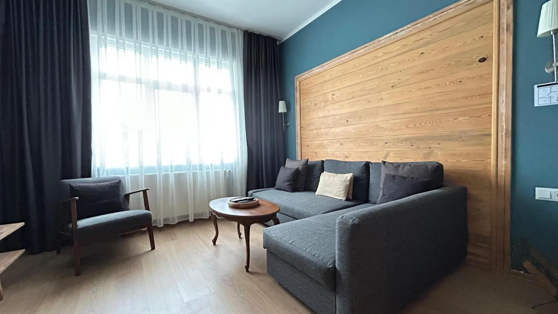 Waterfront Villa By The Tram - Private Terrace With Dome & Golden Horn View In Fatih Istanbul