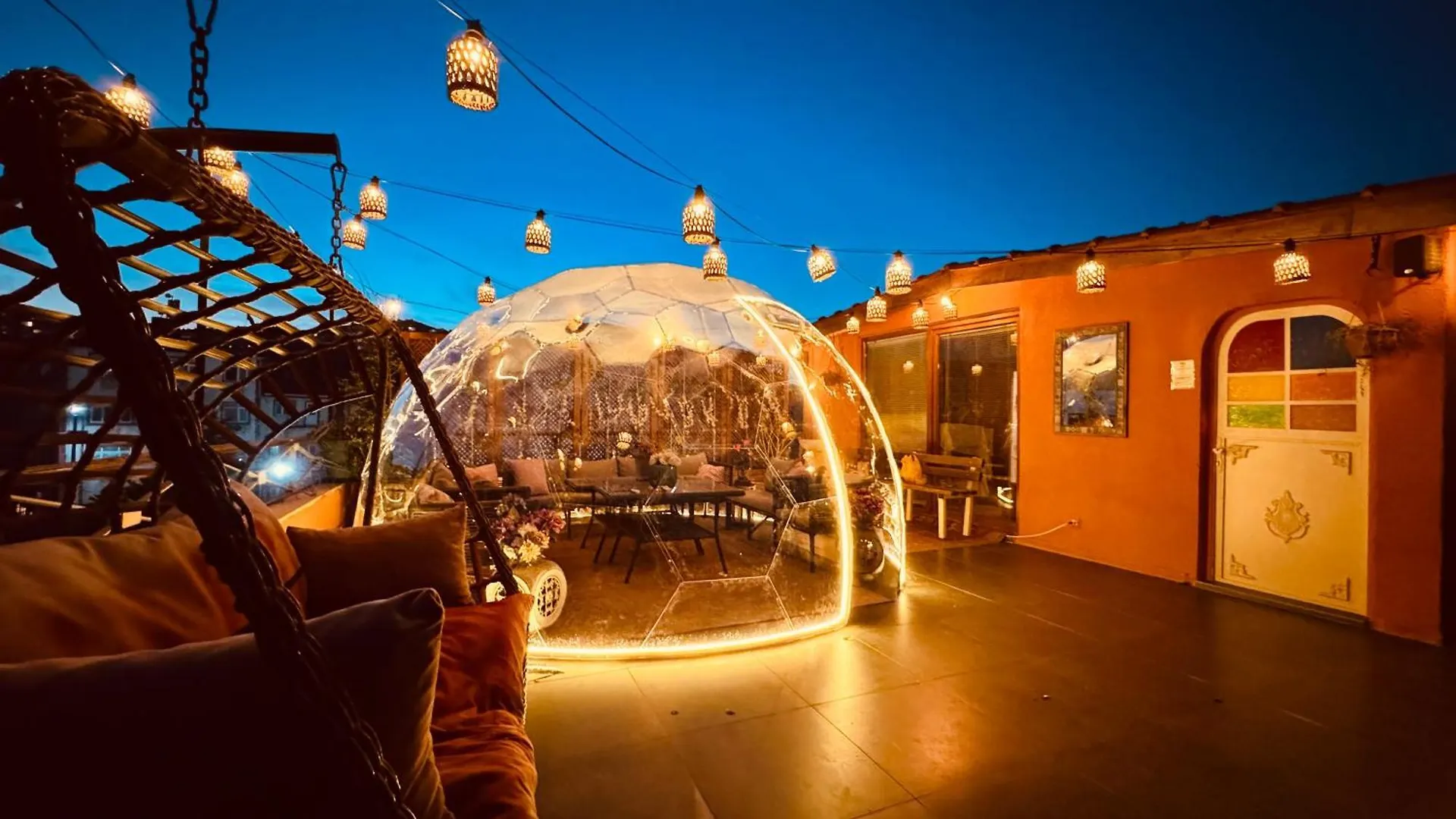 Holiday home Waterfront Villa By The Tram - Private Terrace With Dome & Golden Horn View In Fatih Istanbul