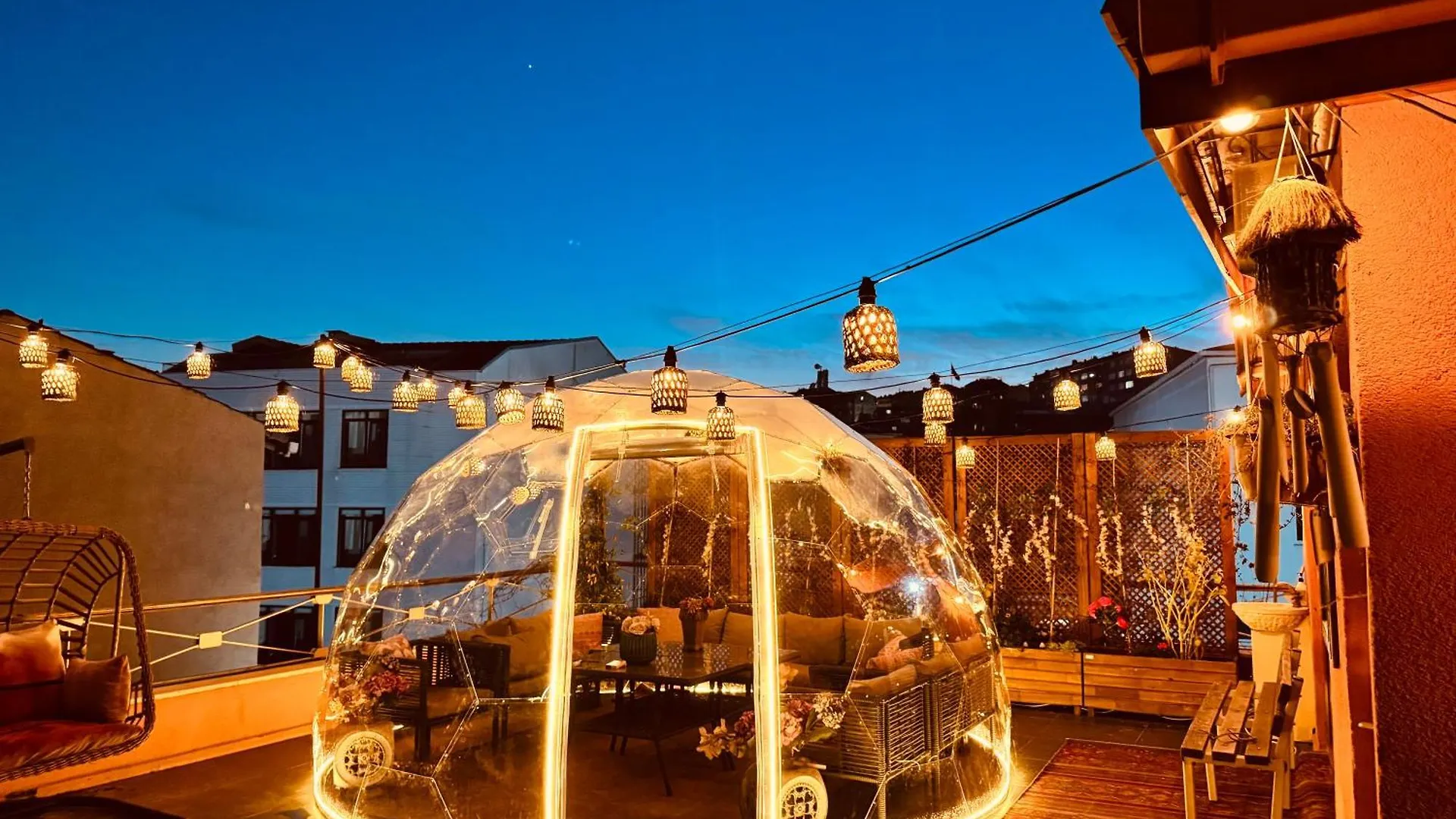 Waterfront Villa By The Tram - Private Terrace With Dome & Golden Horn View In Fatih Istanbul Turkey
