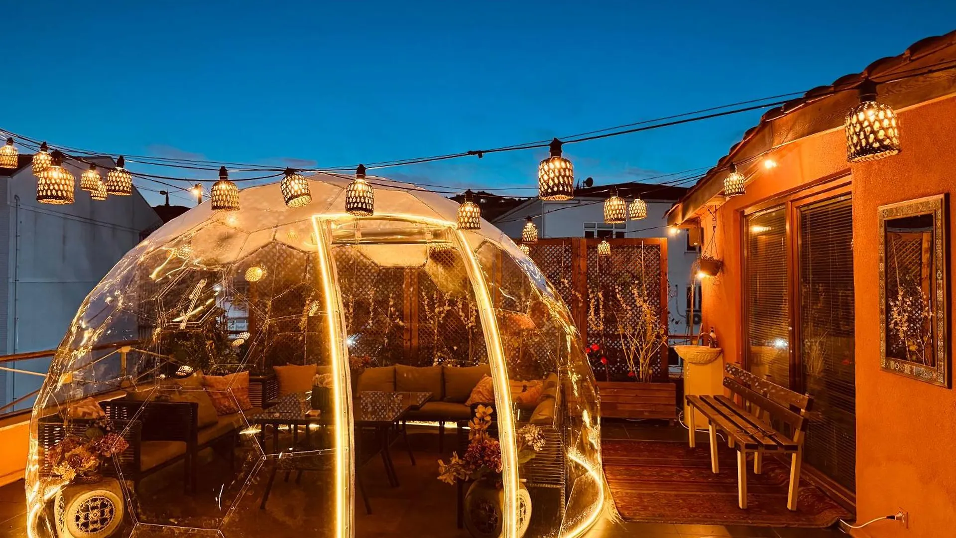 Casa vacanze Waterfront Villa By The Tram - Private Terrace With Dome & Golden Horn View In Fatih Provincia di Provincia di Istanbul Turchia